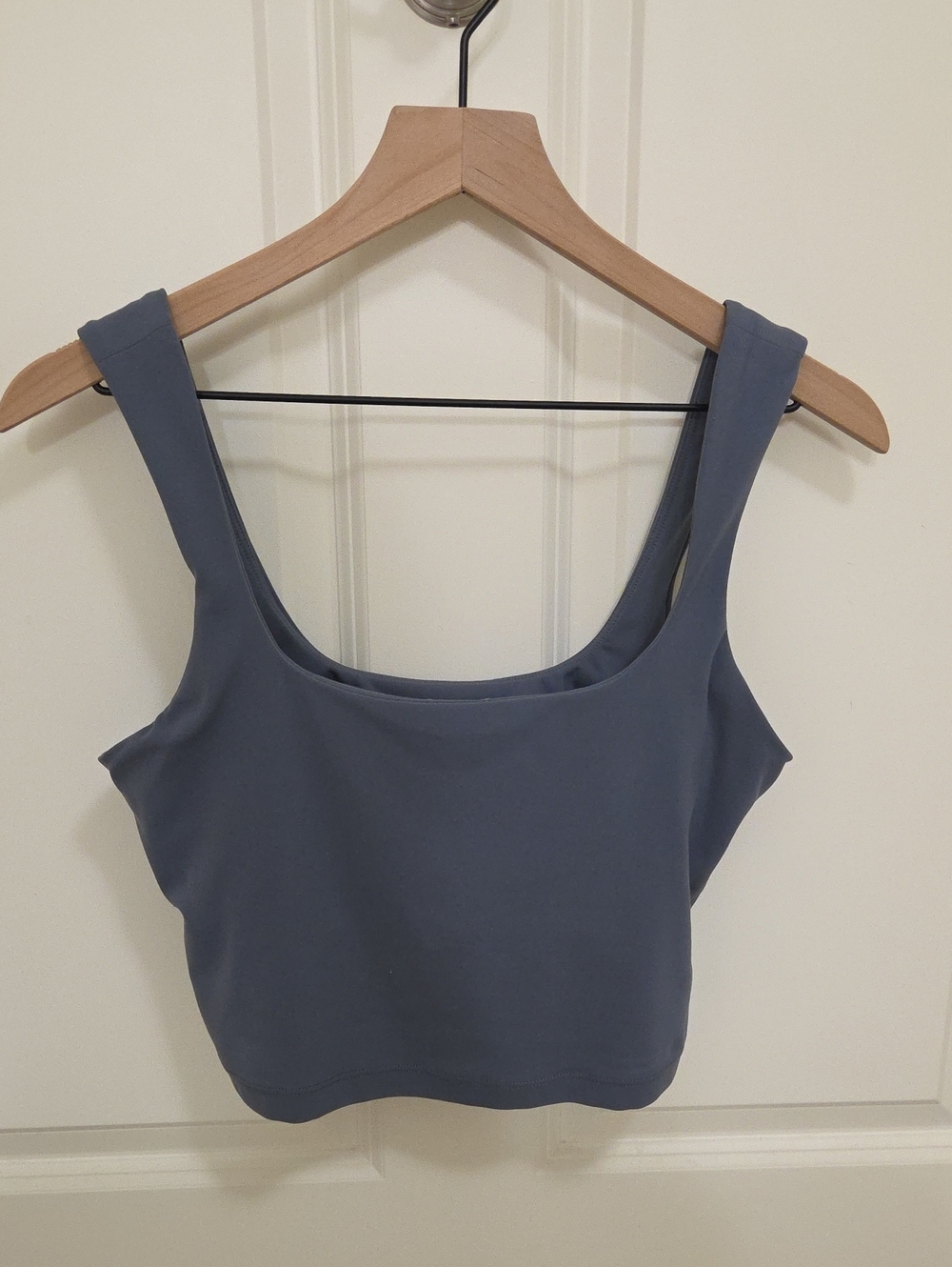 Athleta Transcend Crop Top